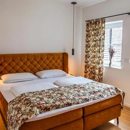 Appartement Vierseitenhof *